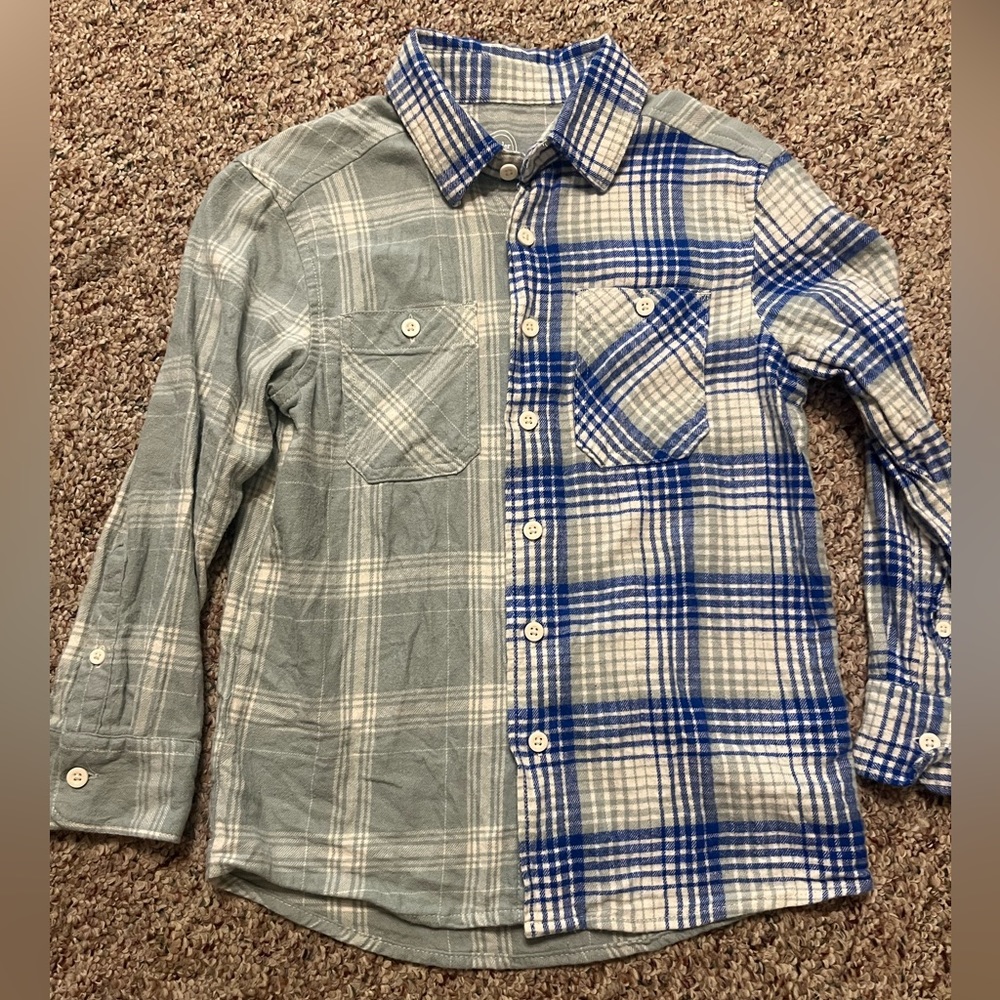 💕3 for $10💕 Super soft flannel size 8